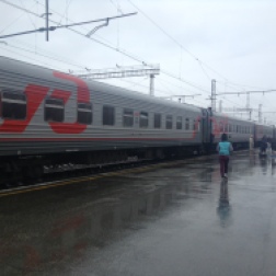 le Transsibérien en gare de Omsk
